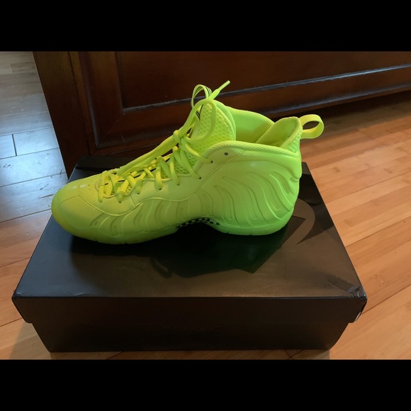 Nike Foams 6.5 lime green - Picture 4 of 5